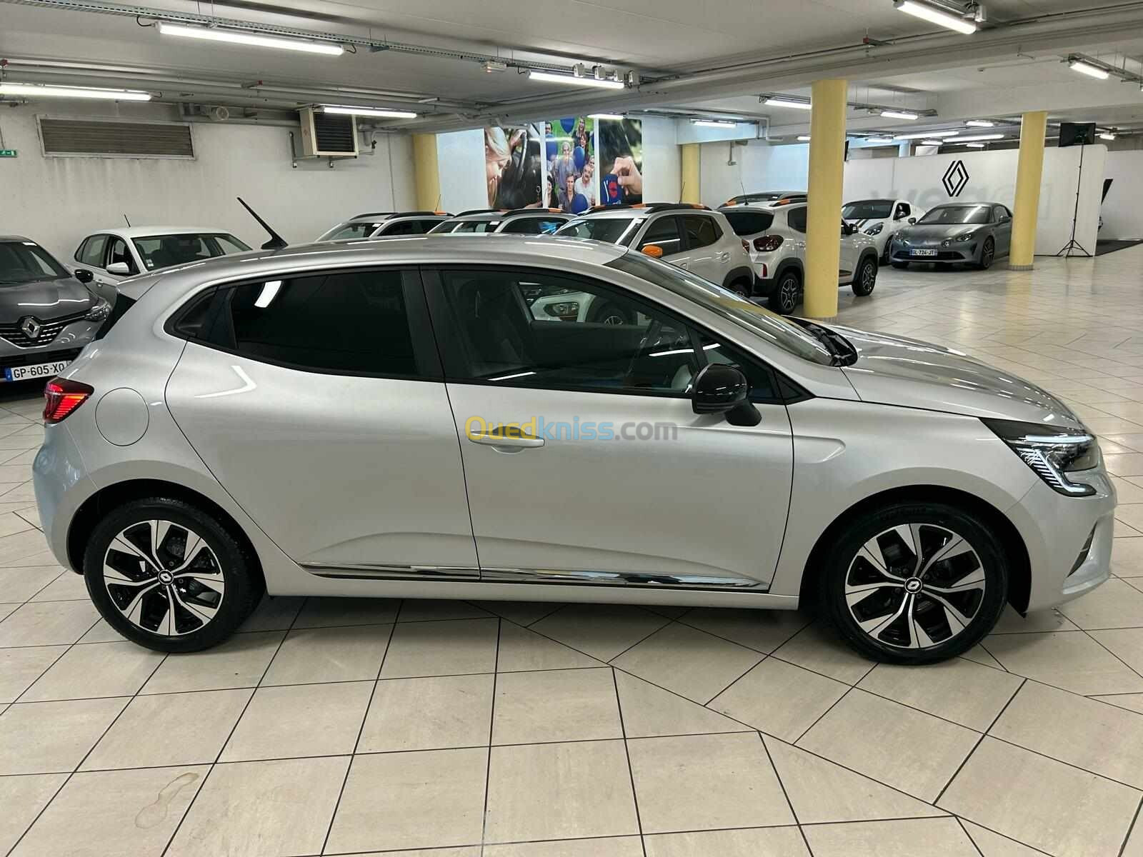 Renault Clio 5 2023 Evolution X-Tronic Plus  + CLIO I.NTENSE