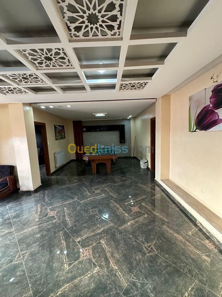 Vente Niveau De Villa F5 Alger Bordj el bahri