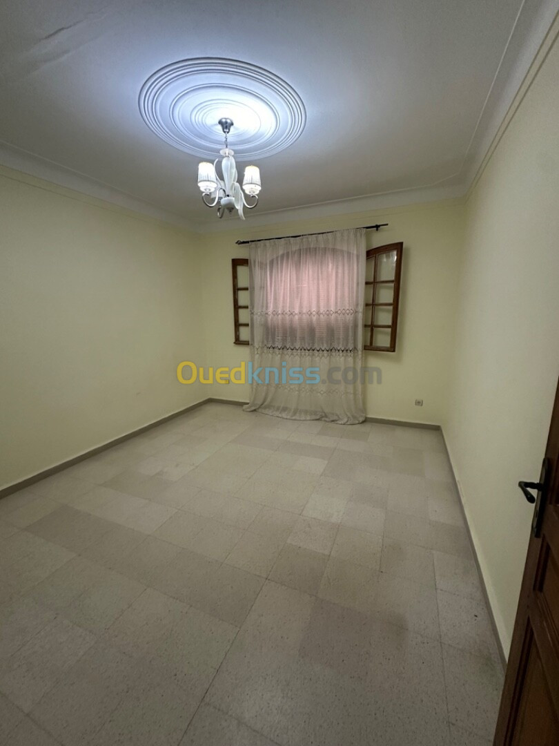 Location Niveau De Villa F6 Alger Bordj el kiffan