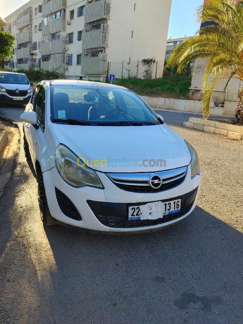 Opel Corsa 2013 Color Edition