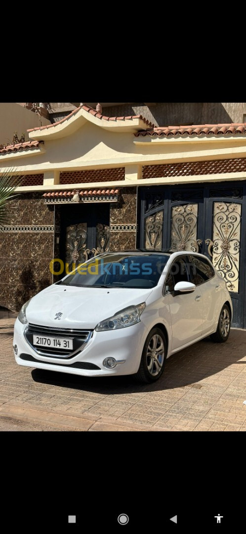 Peugeot 208 2014 Allure