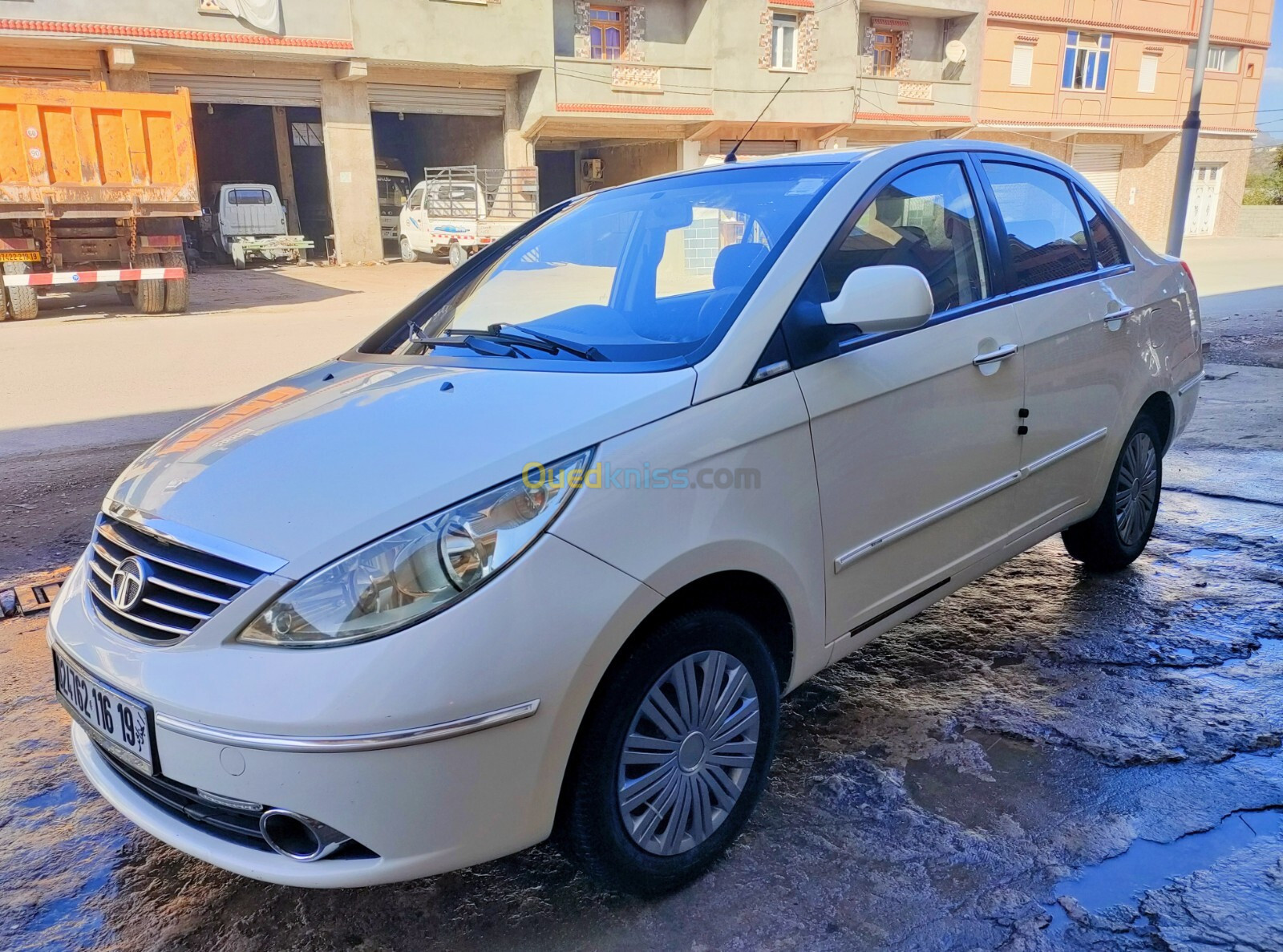 Tata Manza 2016 Safire