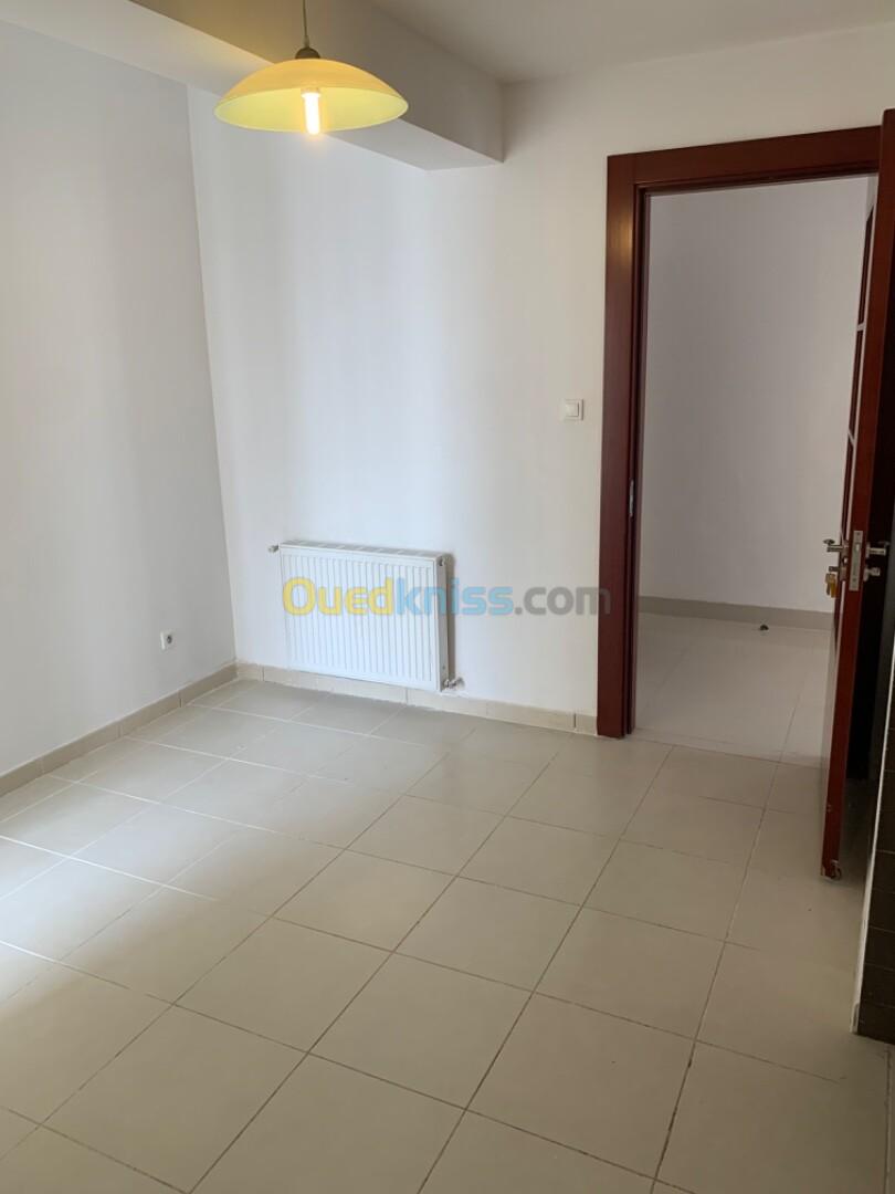 Location Appartement F4 Alger Cheraga