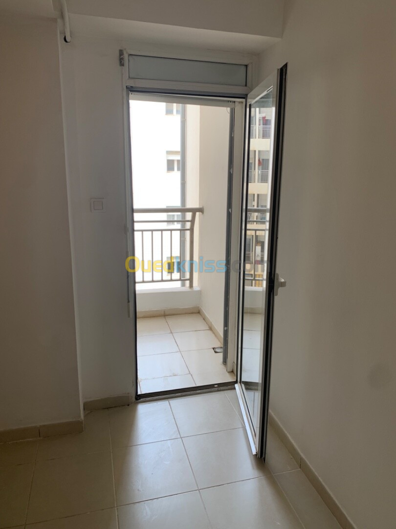 Location Appartement F4 Alger Cheraga