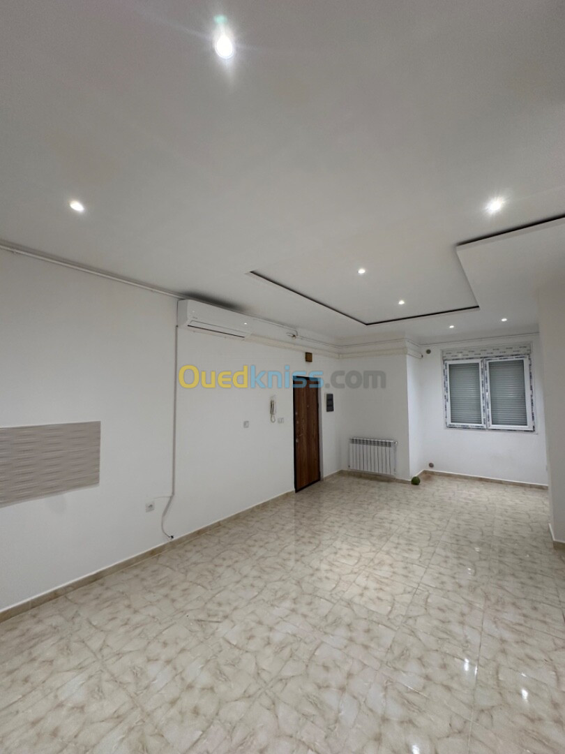 Location Appartement F4 Alger Cheraga