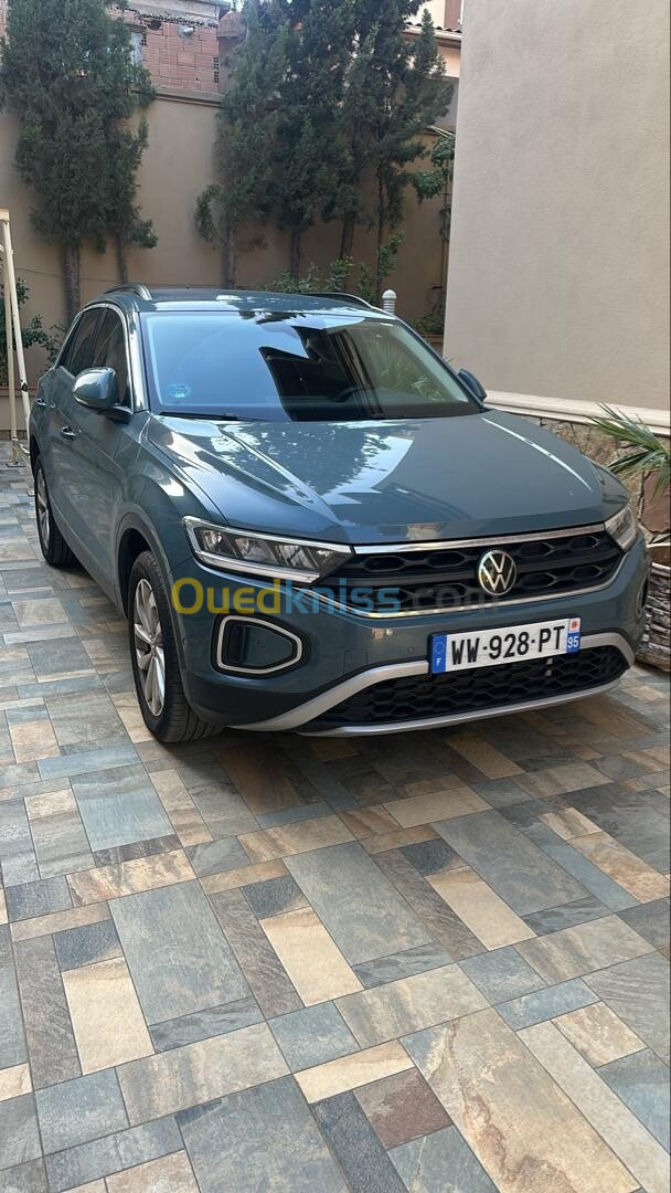 Volkswagen T-Roc 2023 LIFE PLUS