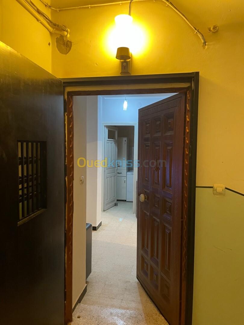 Vente Appartement F3 Oran Ain el turck