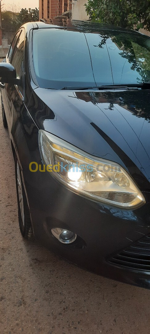 Ford Focus 5 portes 2013 Titanium