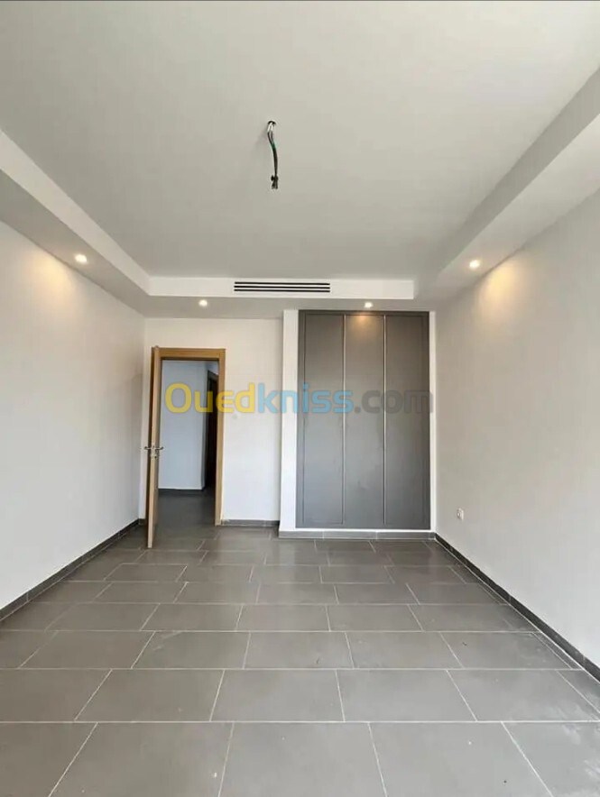 Vente Appartement F3 Alger Bordj el bahri