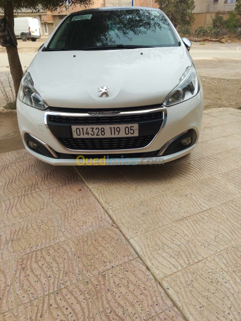 Peugeot 208 2019 Allure Facelift