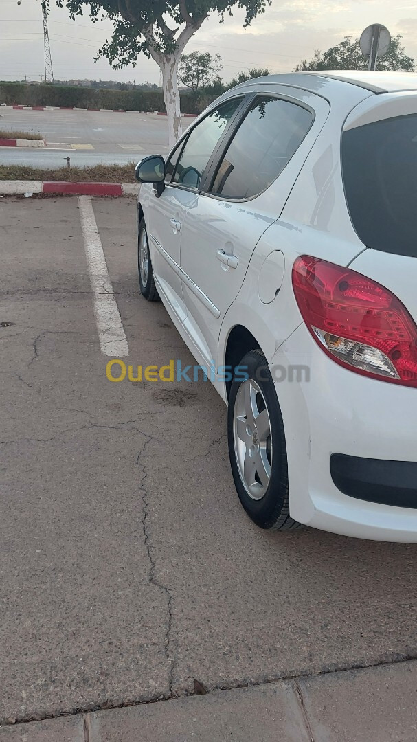 Peugeot 207 hdi 2012 2012