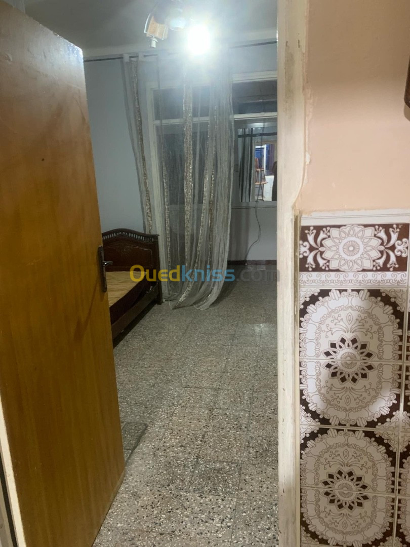 Location vacances Appartement F4 Jijel El aouana