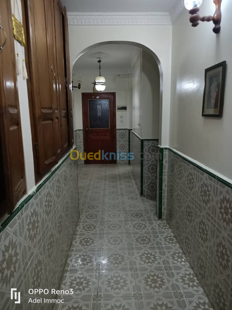 Vente Appartement F5 Annaba Annaba