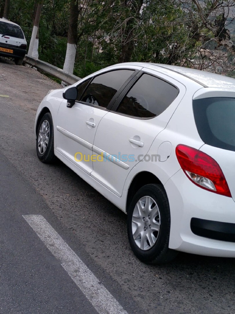 Peugeot 207 2012 