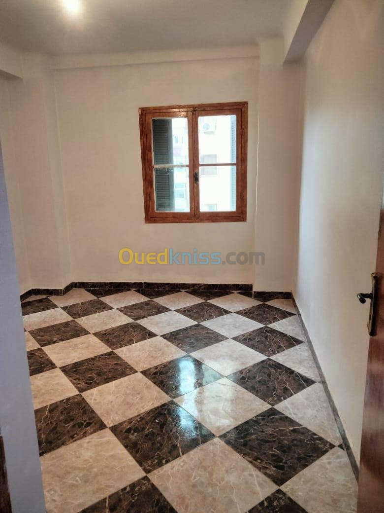 Vente Appartement F3 Alger Bab ezzouar