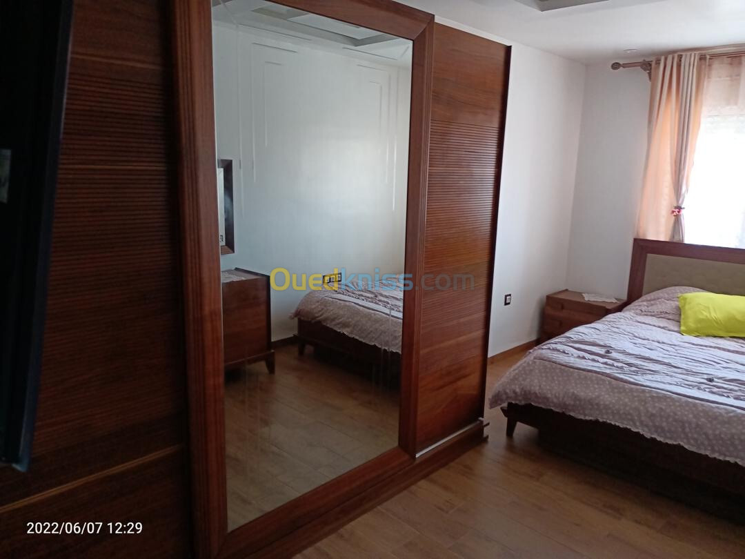 Location Appartement F4 Alger Dar el beida