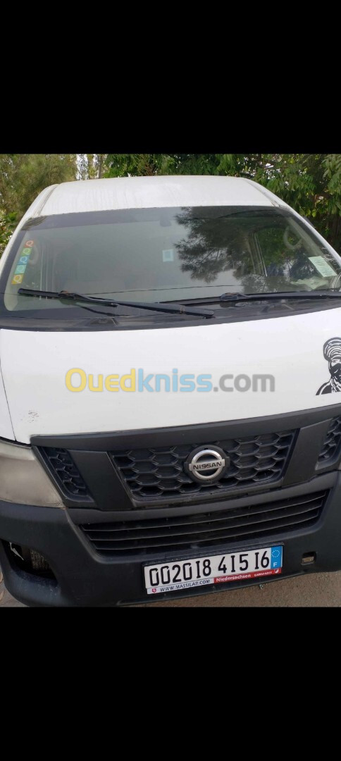 Nissan Urvan 2015 Microbus 15P