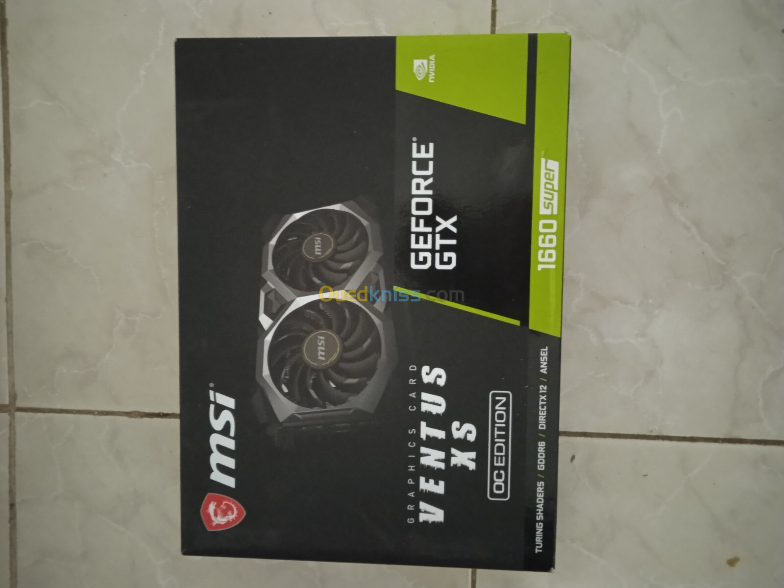 GTX 1660 Super 6GB presque neuf . 