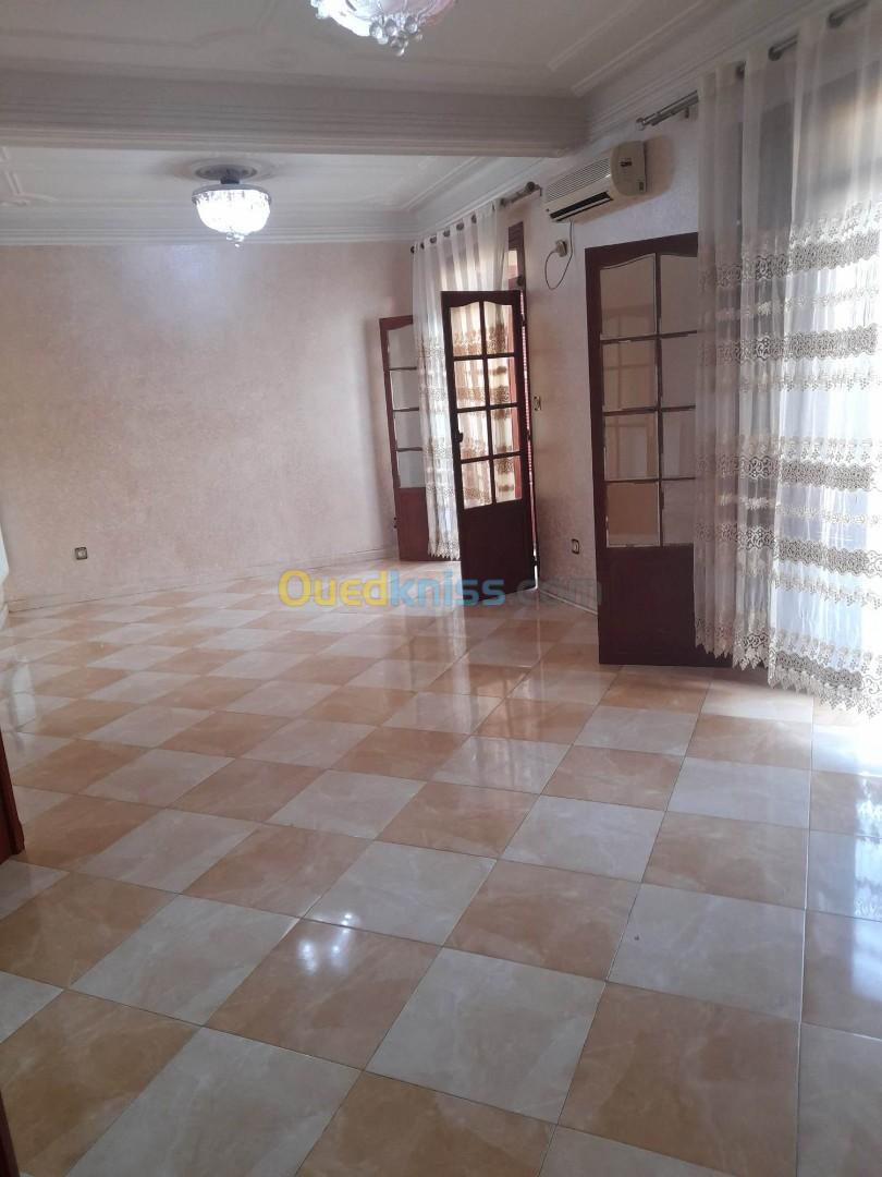 Location Duplex F4 Alger Hussein dey