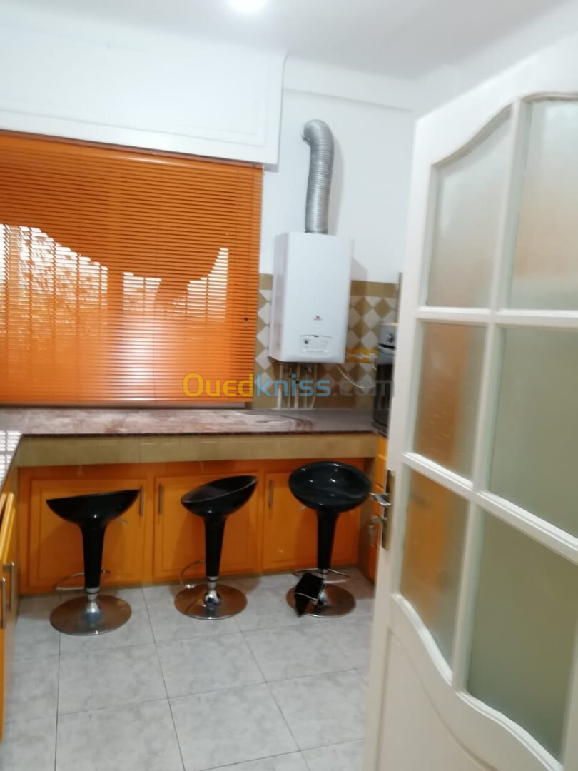 Location Appartement F4 Constantine Constantine