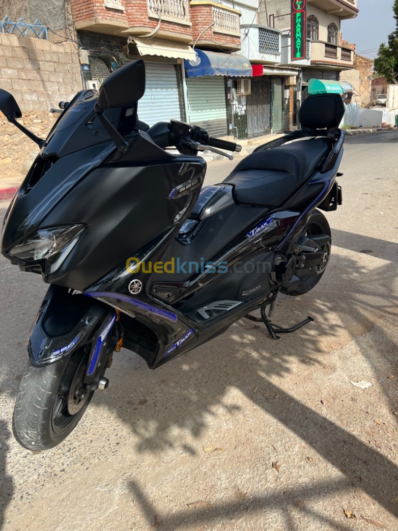 Yamaha Tmax 560 tech max 2021