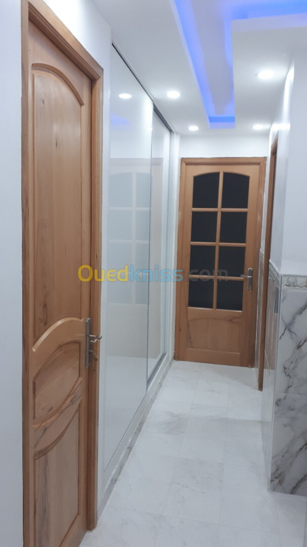 Location Appartement F4 Annaba Annaba