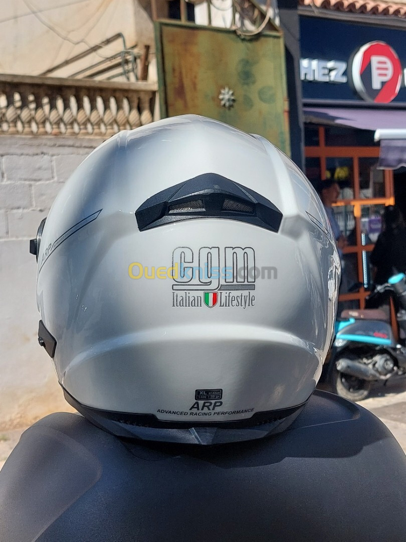 Casque moto CGM