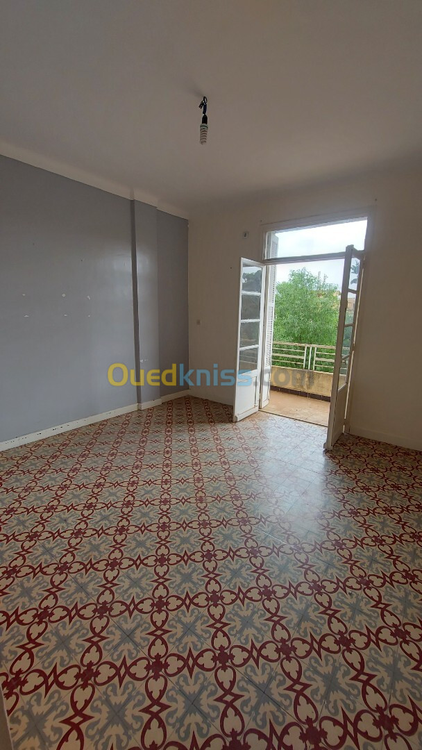 Vente Appartement F2 Alger Hydra