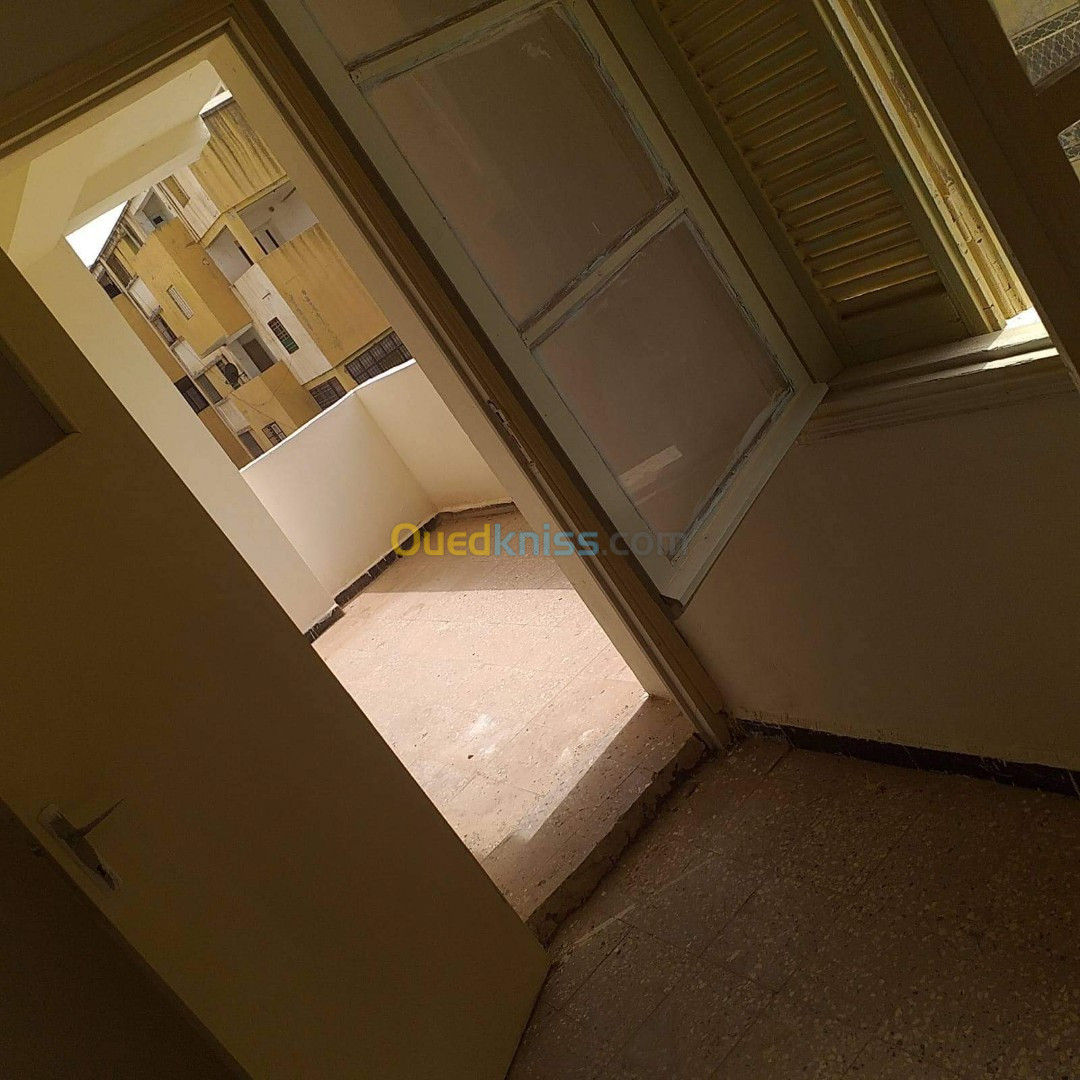 Vente Appartement Tlemcen Hennaya