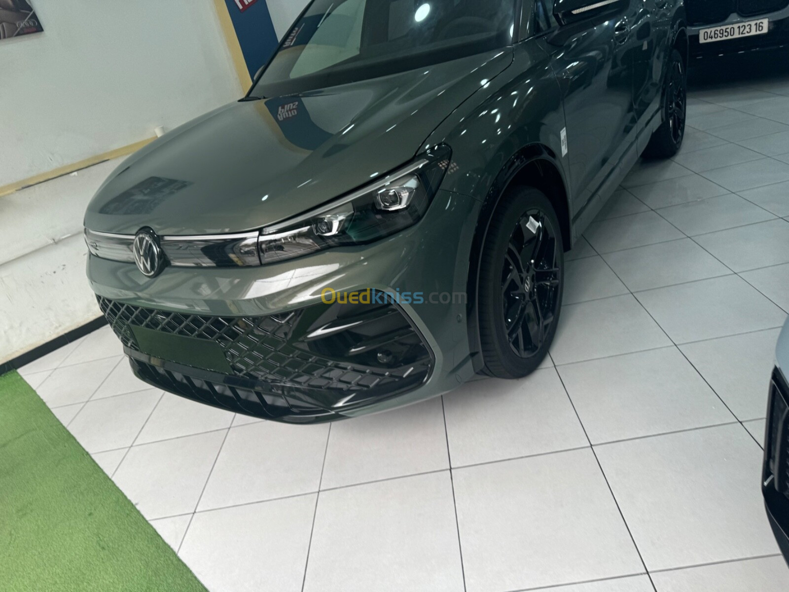 Volkswagen TIGUAN 2024 R line pack black