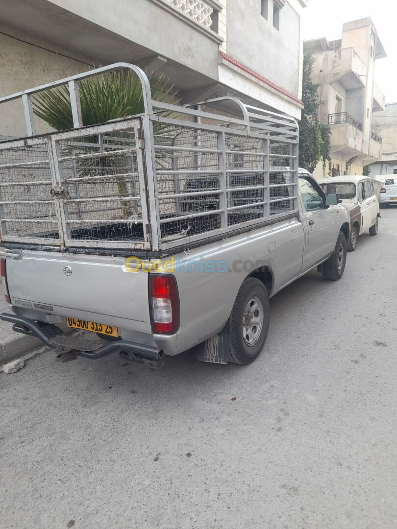 Nissan Pickup 2013 Np300