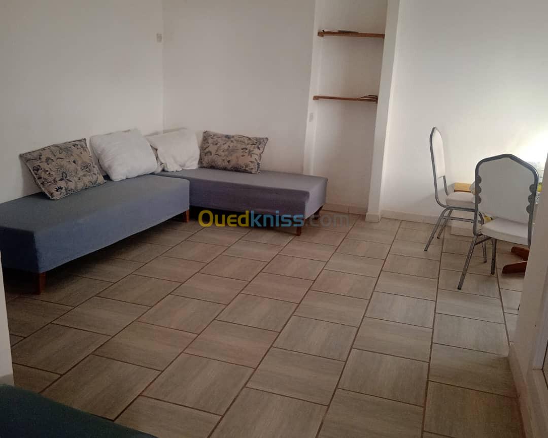 Location vacances Appartement Oran Bousfer