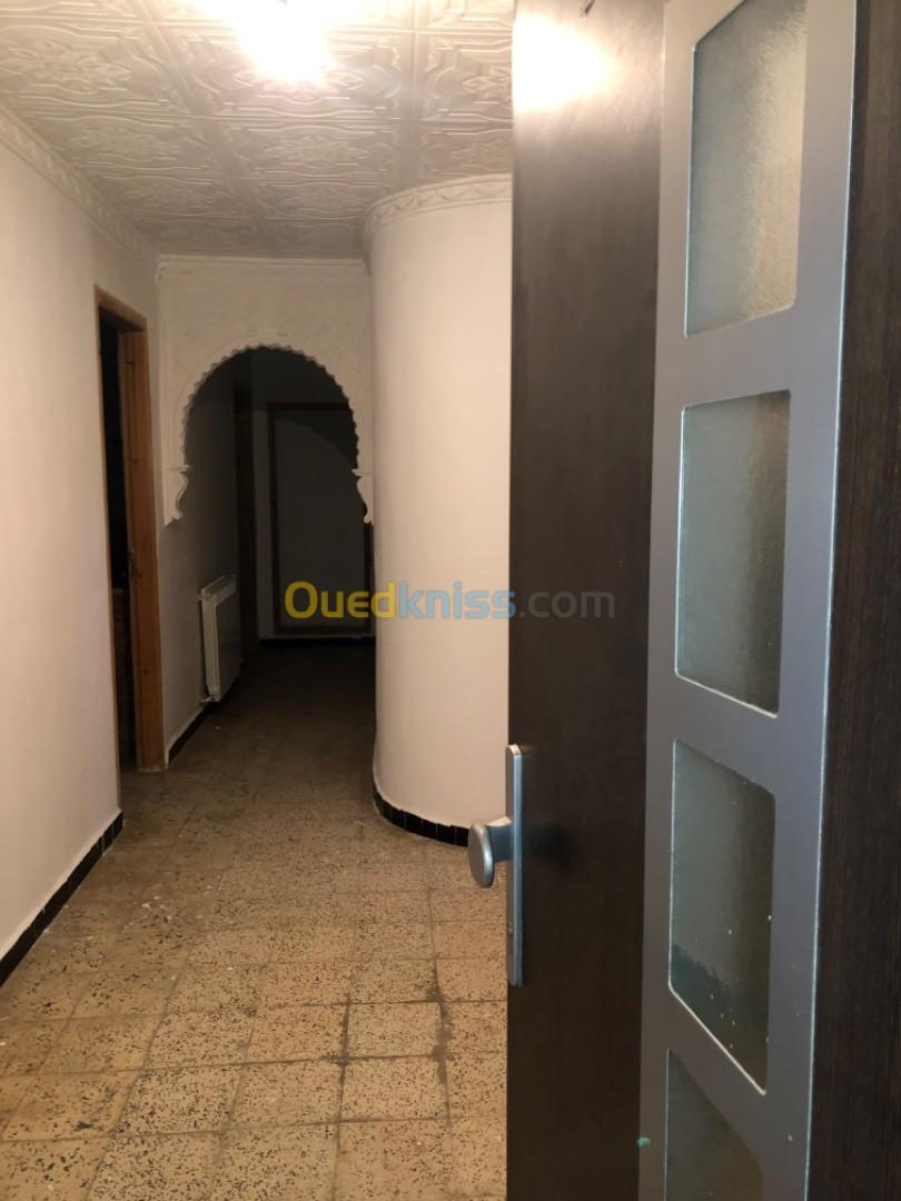 Vente Appartement F4 Tiaret Tiaret