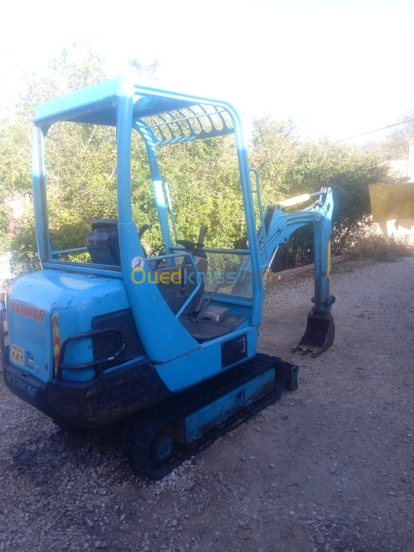 Mini pelle yanmar b-15 2006