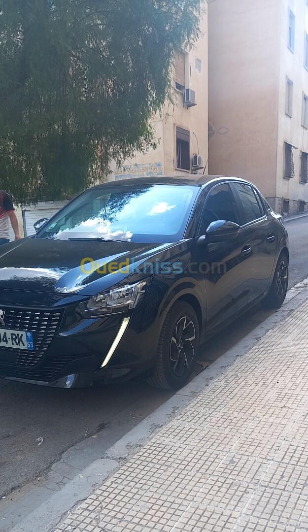 Peugeot 208 2023 Like