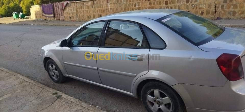 Chevrolet Optra 4 portes 2010 Optra 4 portes