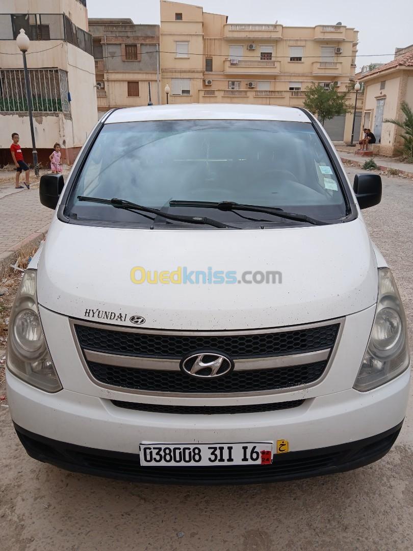 Hyundai H1 2011 Tolé