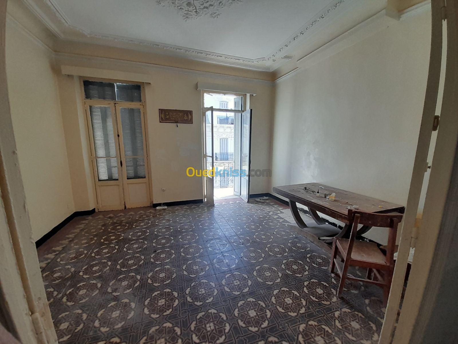 Location vacances Appartement F3 Alger Mohammadia