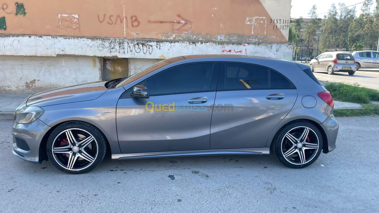 Mercedes Classe A 2015 250 Sport +