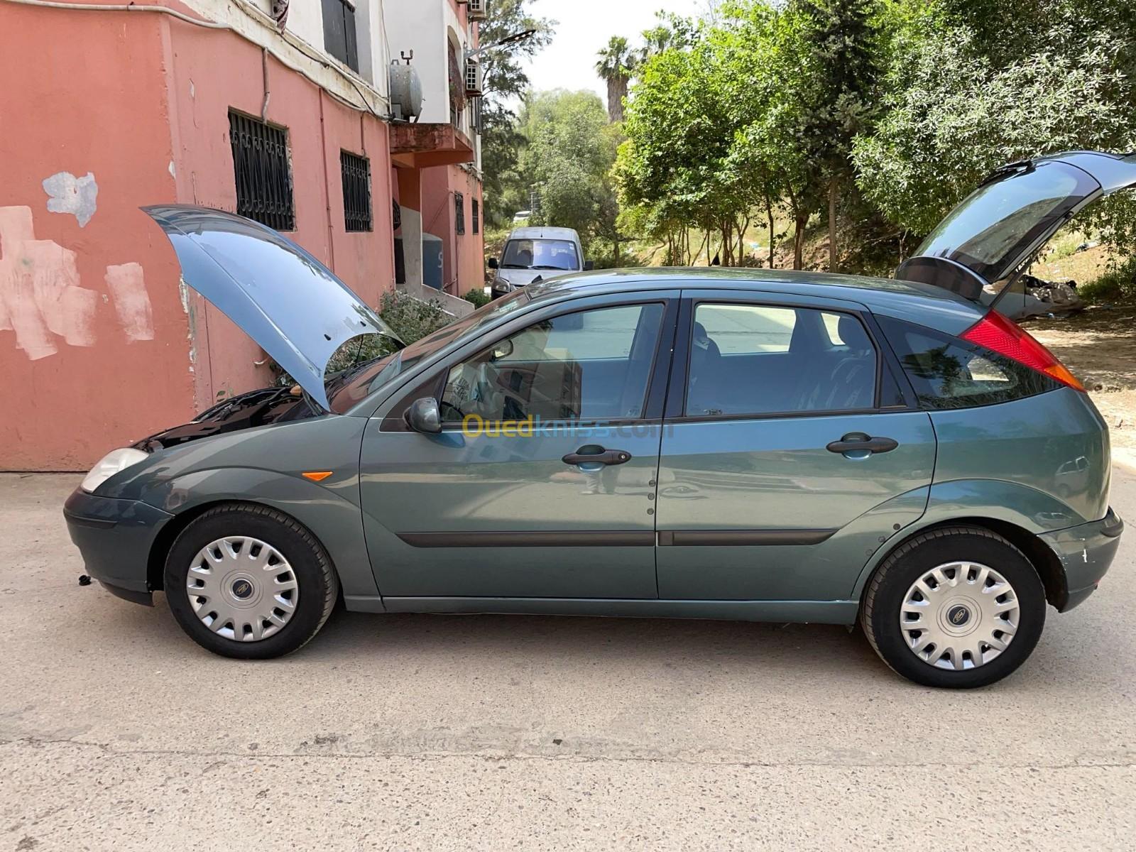 Ford Focus 5 portes 2001 