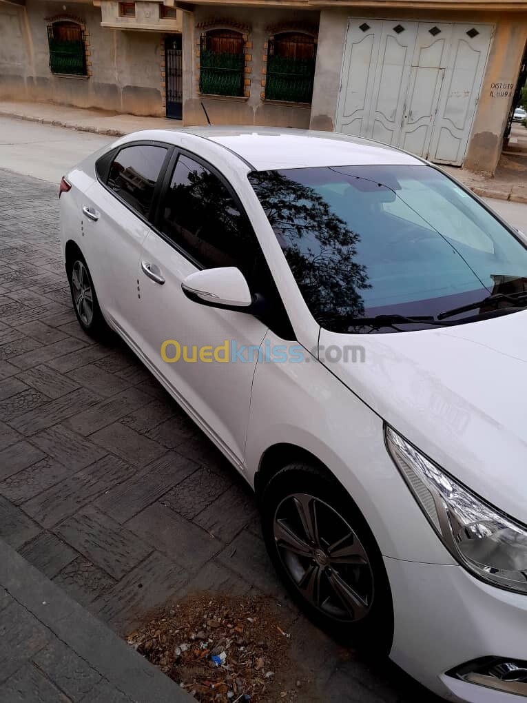 Hyundai Accent RB  4 portes 2018 Accent RB  4 portes