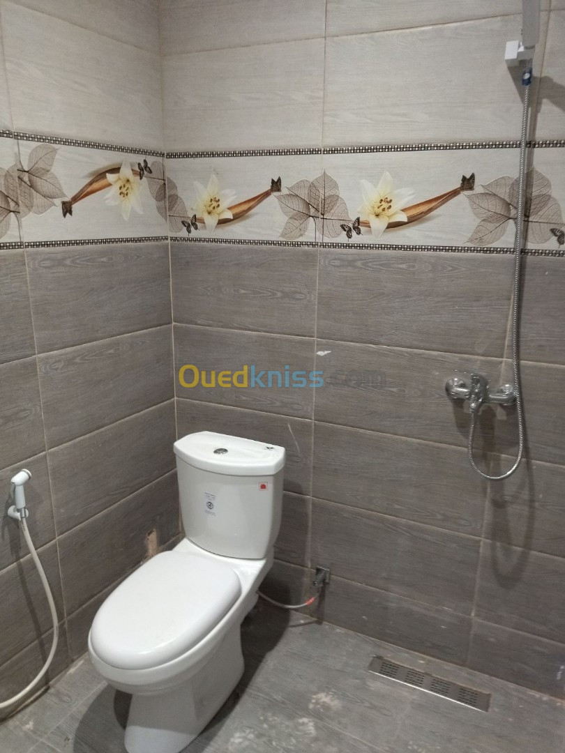 Location Niveau De Villa F3 Alger Dar el beida