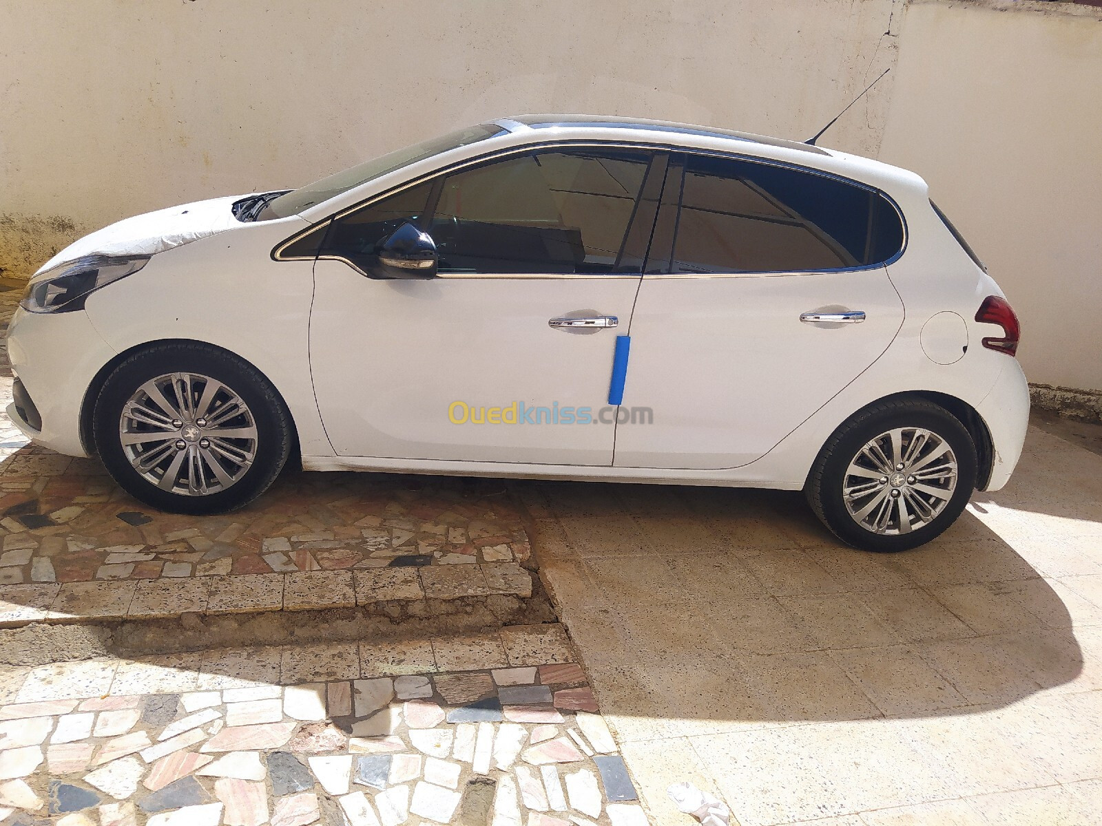 Peugeot 208 2018 Allure Facelift