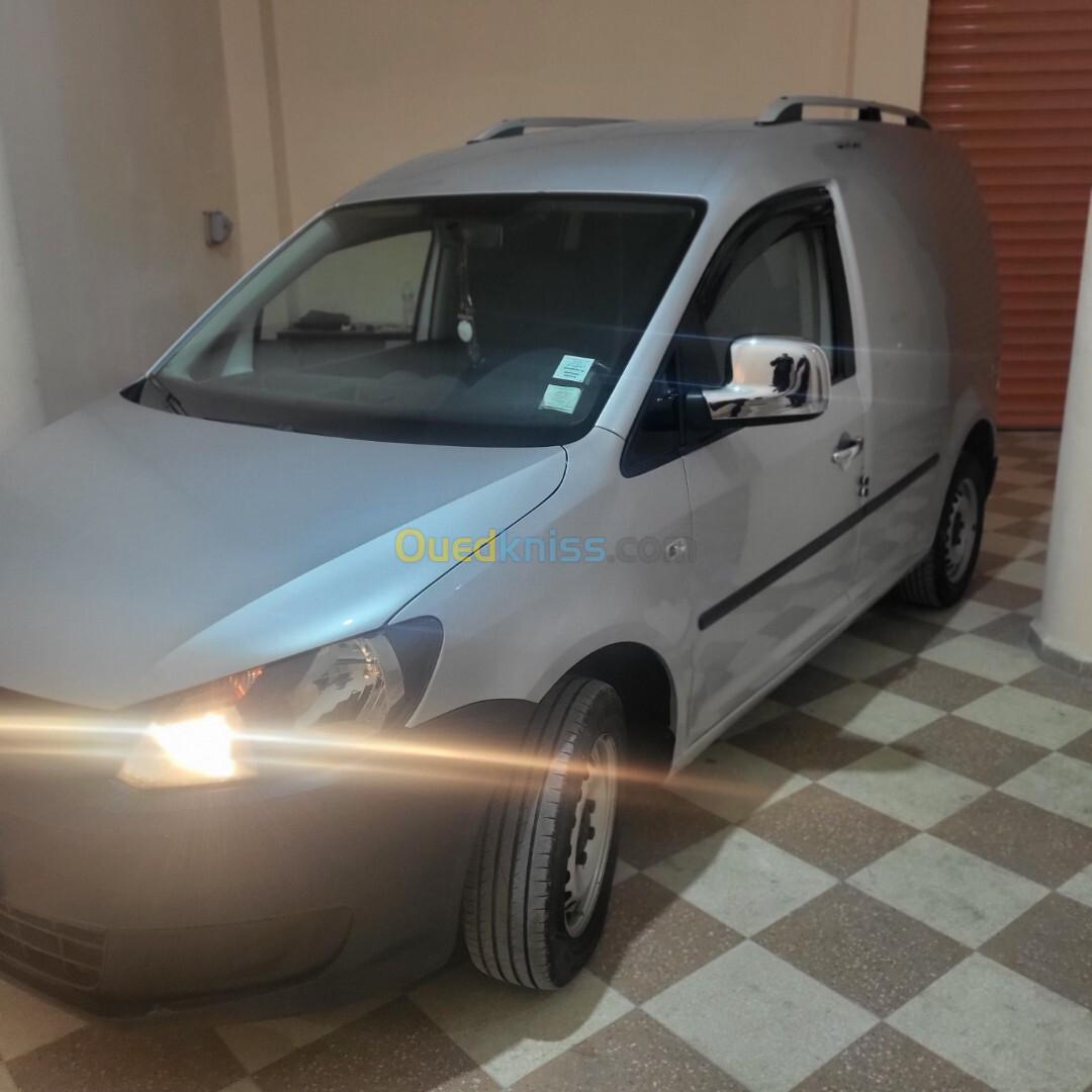 Volkswagen كادي طولة 2015 2015