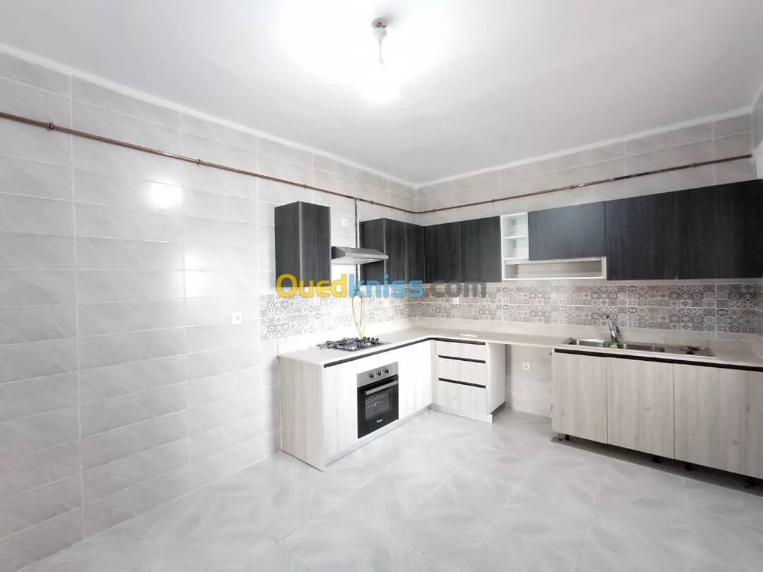 Location Appartement F5 Alger Reghaia