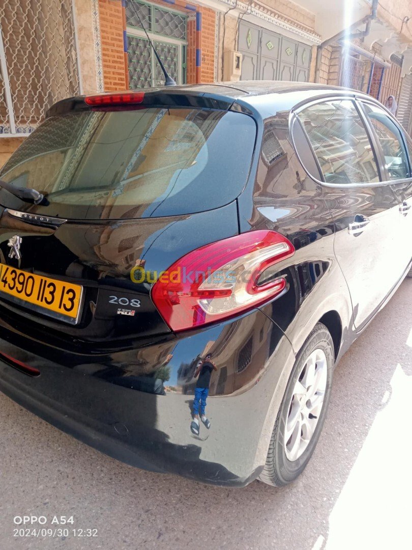 Peugeot 208 2015 208