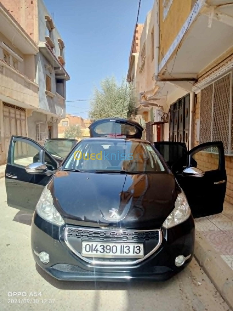 Peugeot 208 2015 208