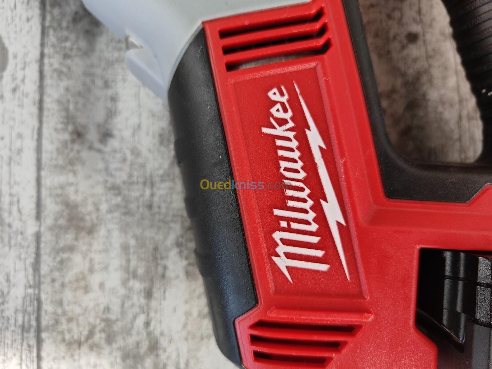 Milwaukee Perforateur 18V 