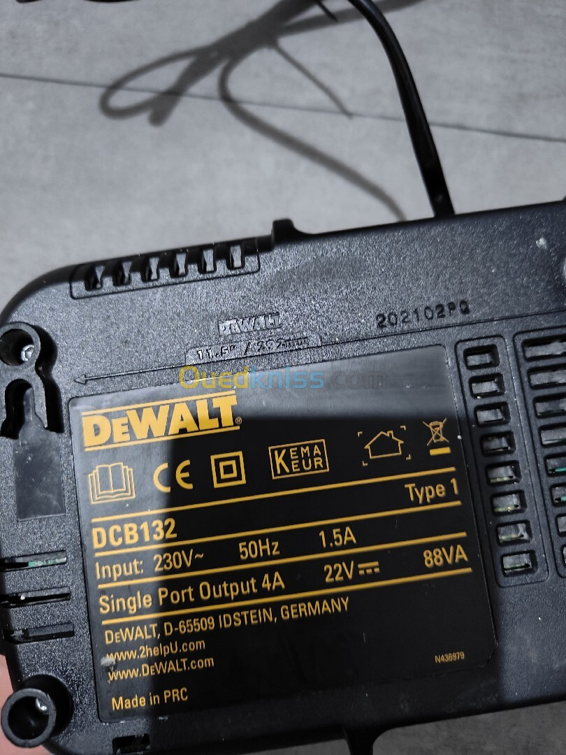 DeWalt chargeur 4A double 