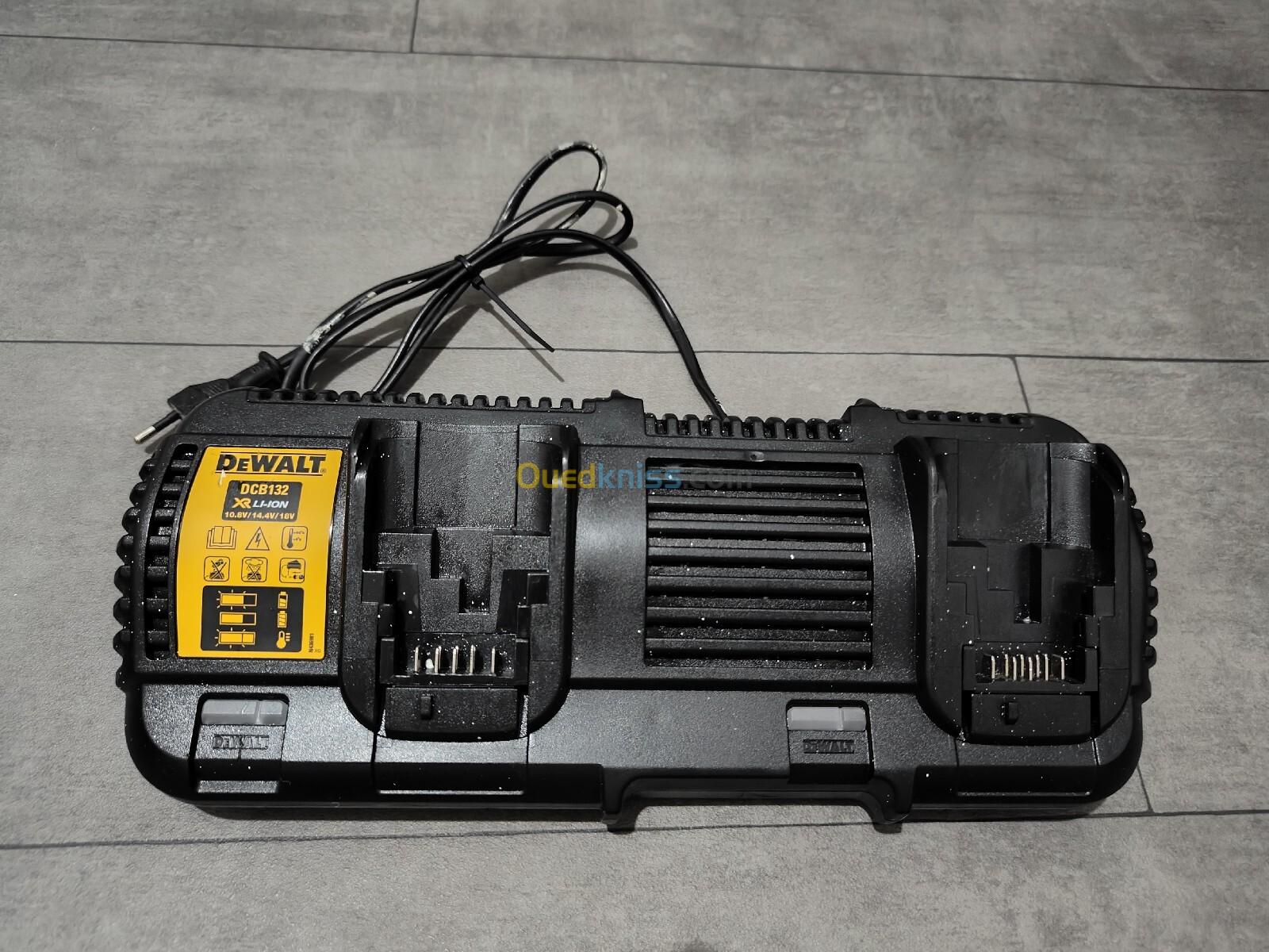 DeWalt chargeur 4A double 